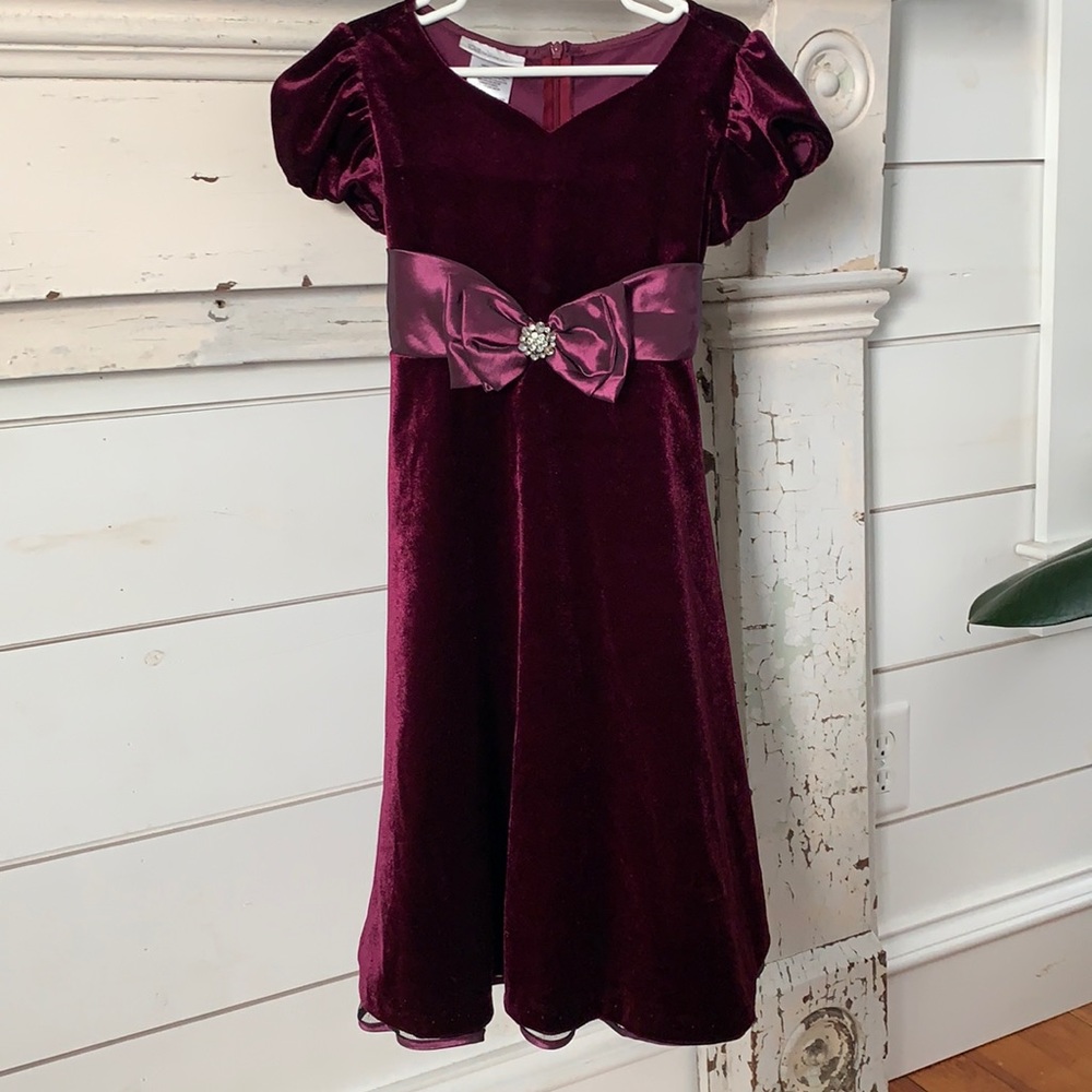 Girls Bonnie Jean Plum Velvet Dress with Bow Sz 6X